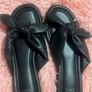 Time and Tru Black Bow Sandals